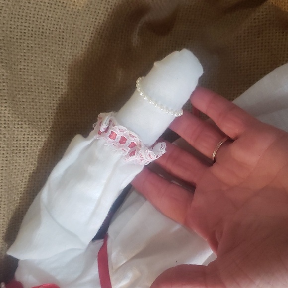 Amish Pillow Case Doll - Picture 5 of 8